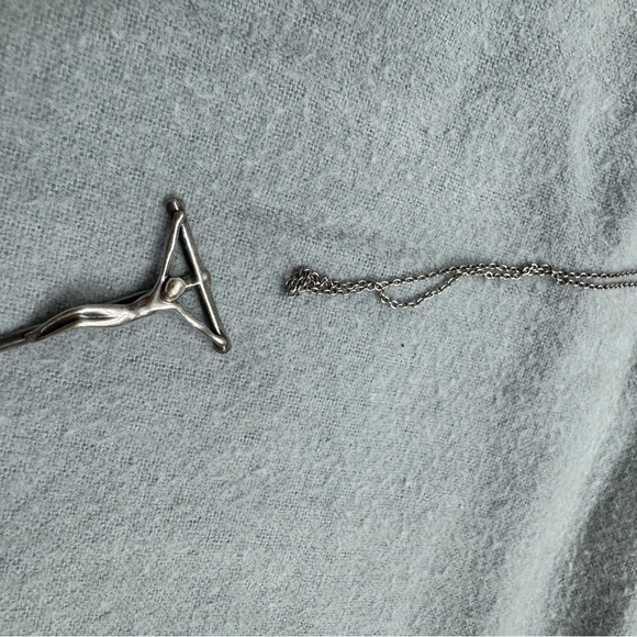 Tiffany and Co Elsa Paretti crucifix. Necklace. - Picture 6 of 9